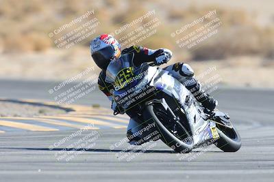 media/Jan-10-2025-CVMA Friday Practice (Fri) [[489e0da257]]/Group 4 and Trackday/Session 4 (Turn 16)/